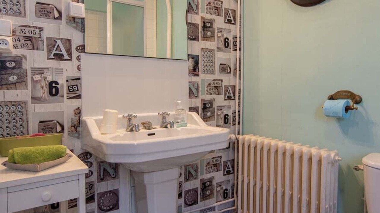 Photo of Bathroom in Boisseaux