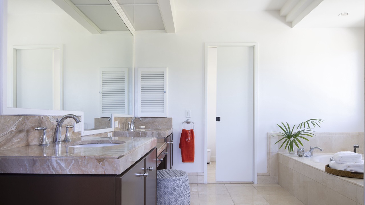 Photo of Bathroom in Portlock