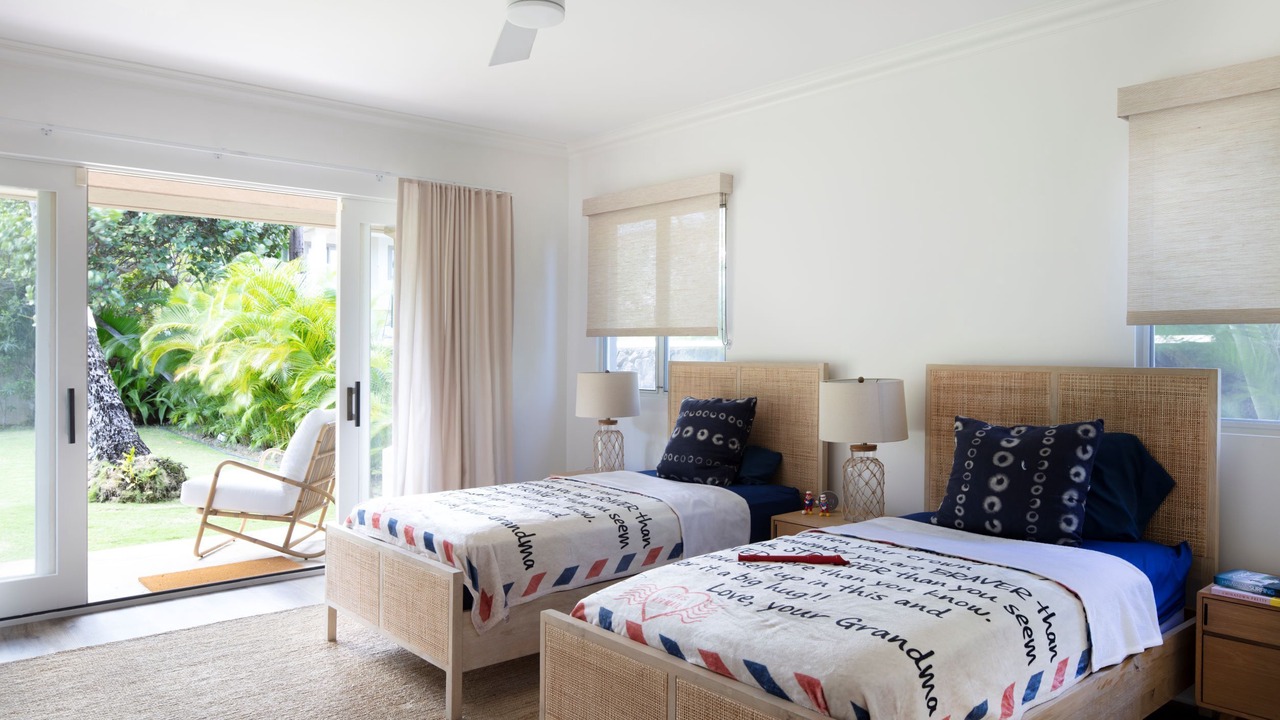 Photo of Bedroom in Portlock