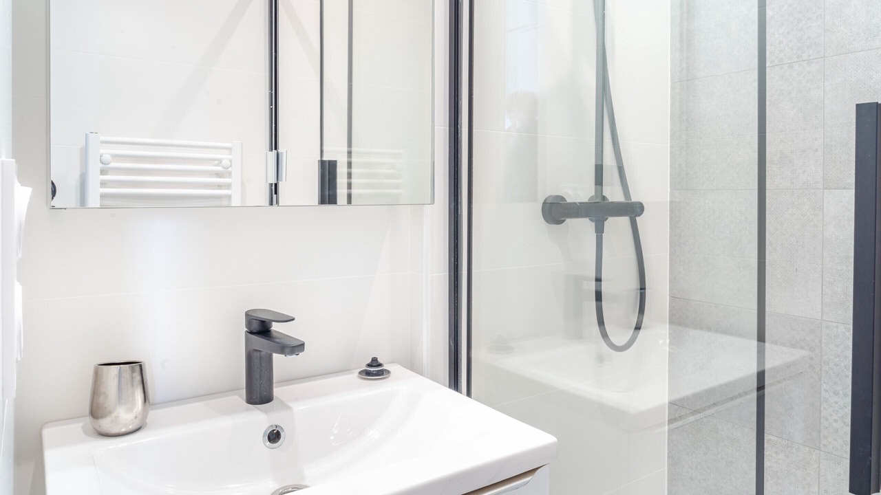 Photo of Bathroom in Jean-Mace - Chantenay