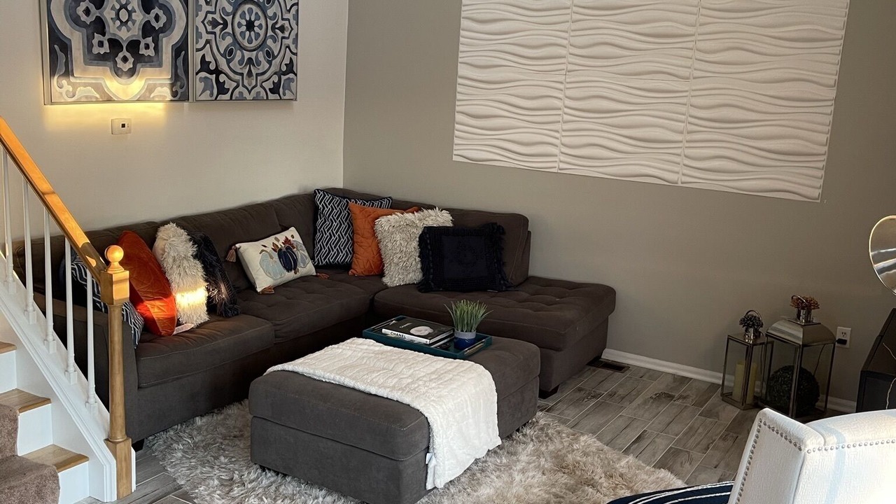 Photo of Livingroom in Livonia