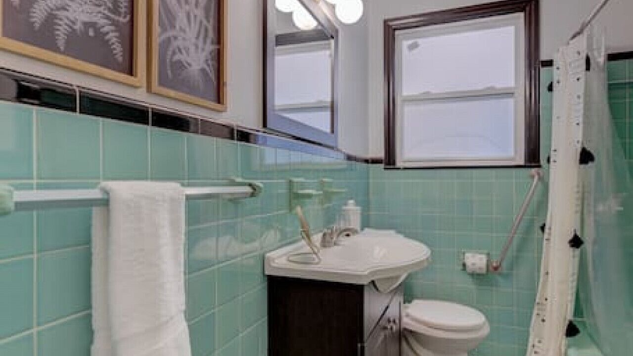 Photo of Bathroom in Earlewood