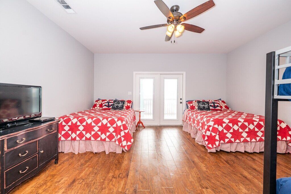 Photo of Bedroom in Cedar Lane