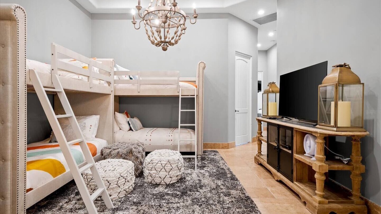 Photo of Bedroom in Pinnacle Peak Paradise