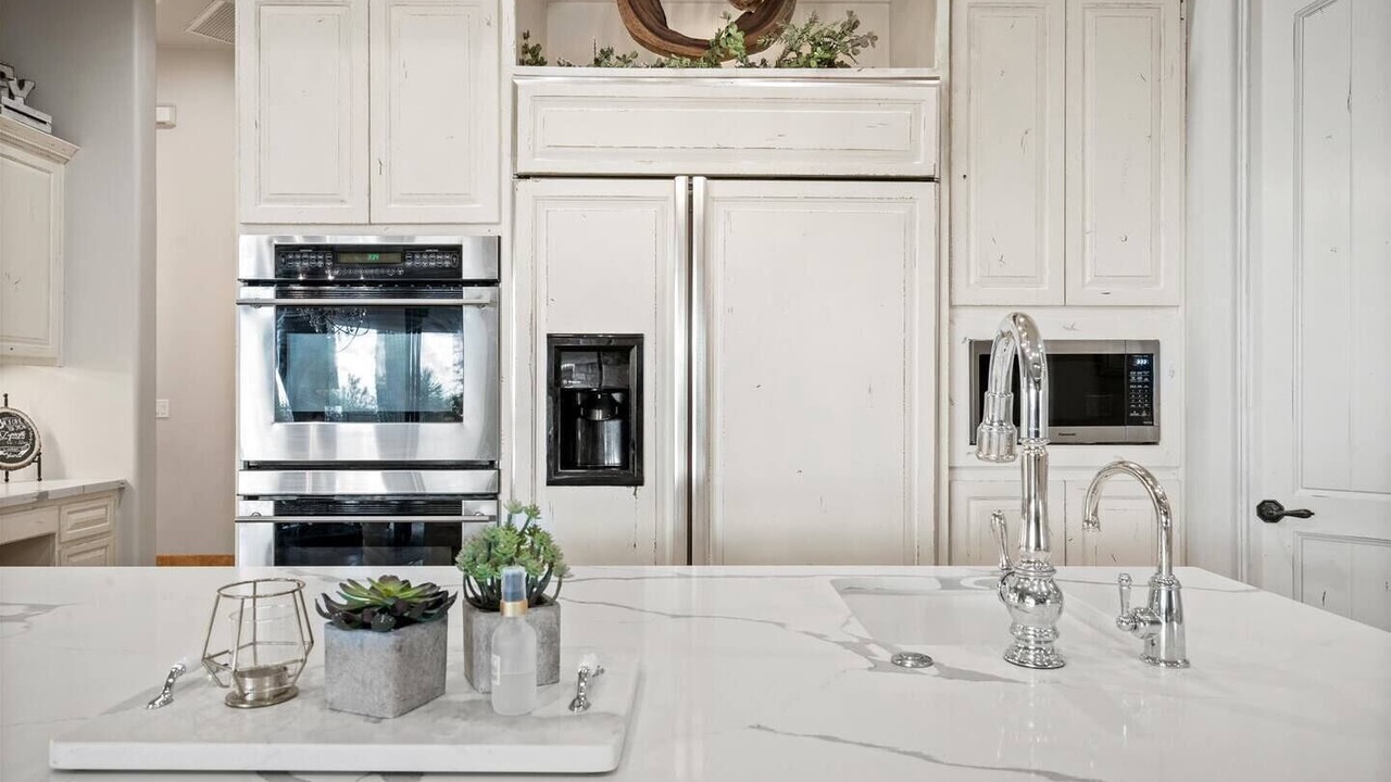 Photo of Kitchen in Pinnacle Peak Paradise