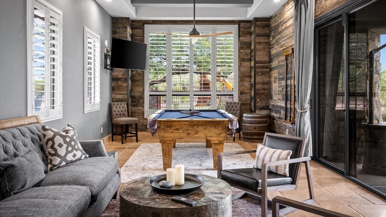 Photo of Livingroom in Pinnacle Peak Paradise