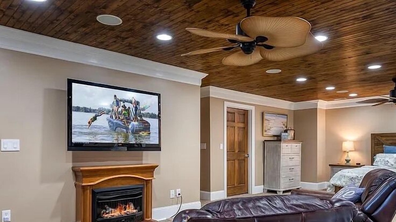 Photo of Livingroom in Lake Norman of Catawba