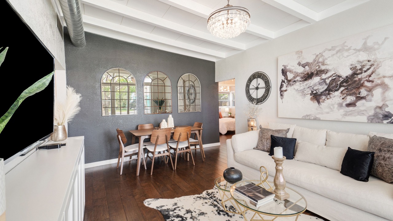 Photo of Livingroom in South Redlands