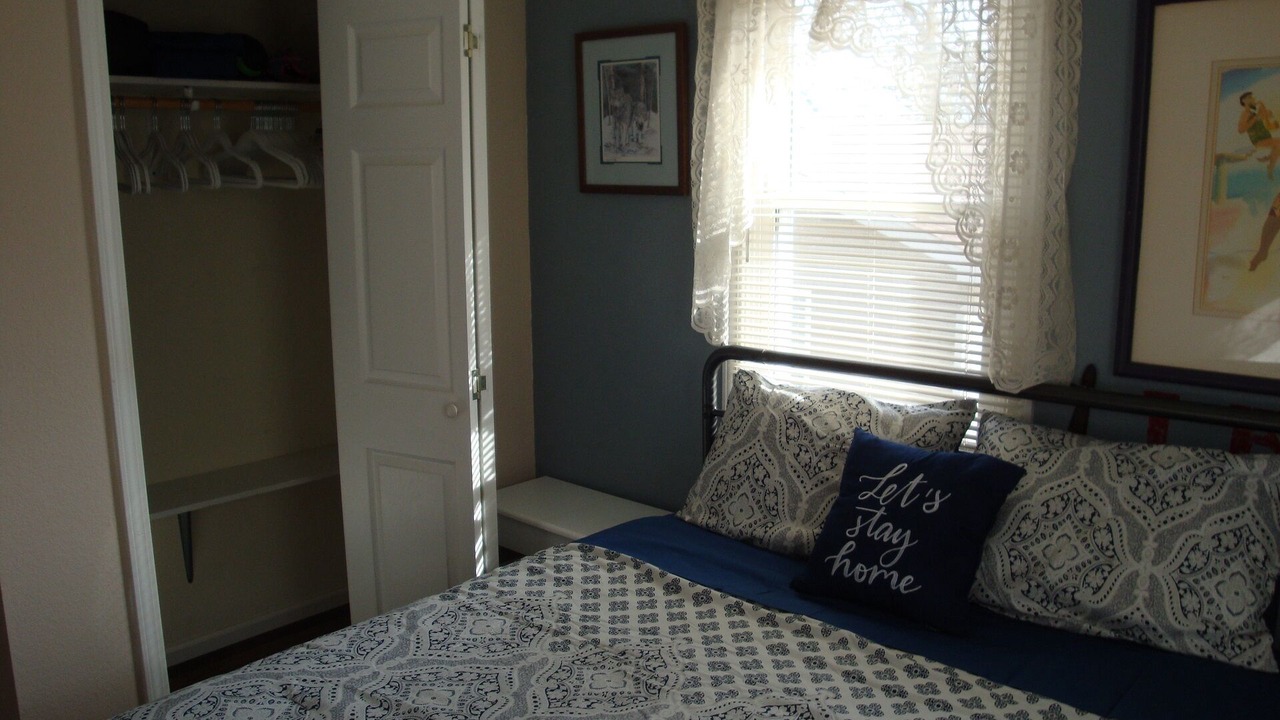 Photo of Bedroom in Sunrise Beach