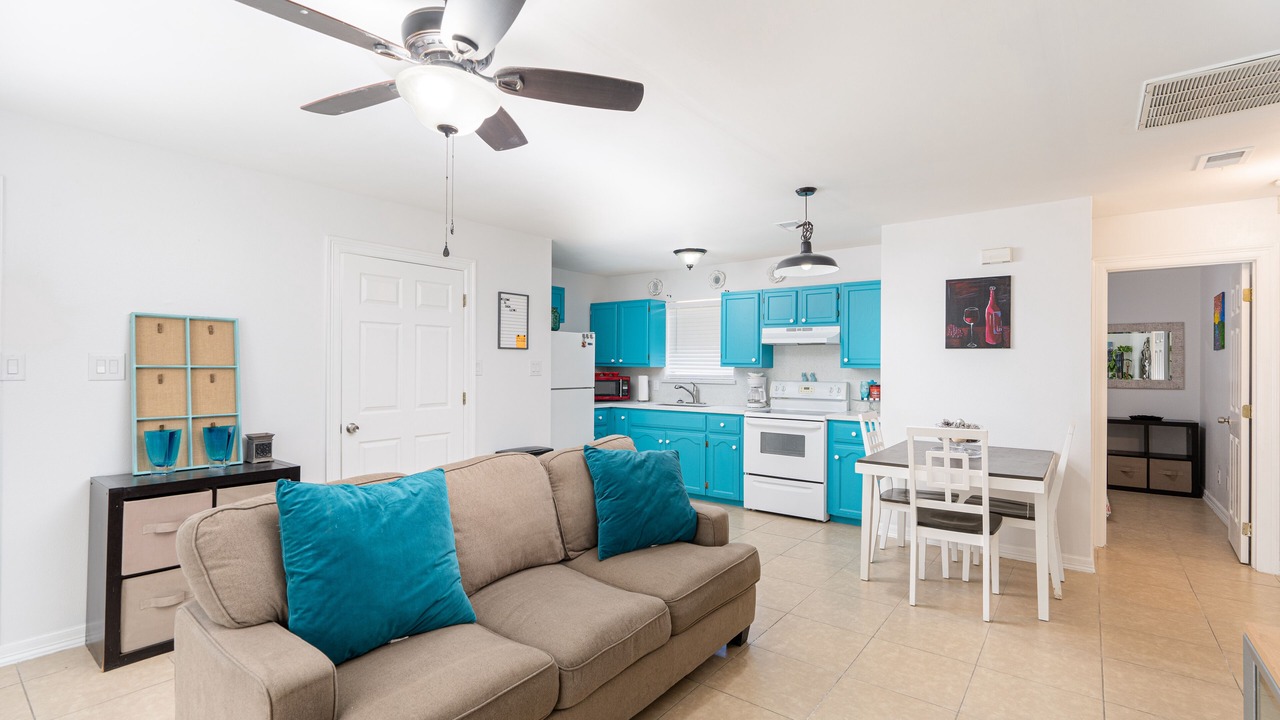Photo of Livingroom in Pharr