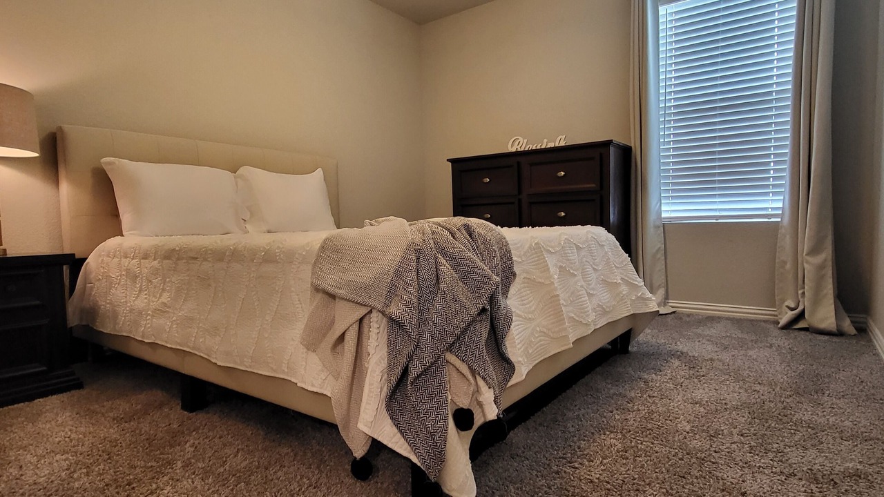 Photo of Bedroom in Royse City