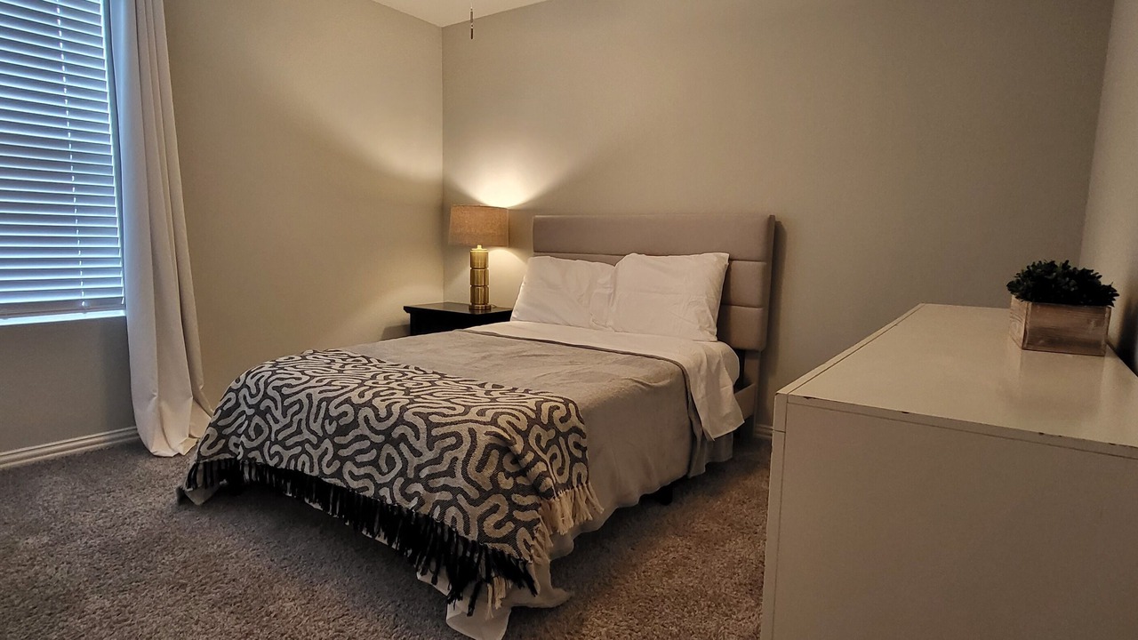 Photo of Bedroom in Royse City