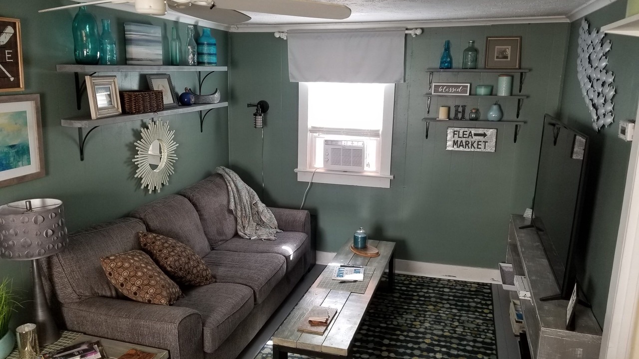 Photo of Livingroom in Canandaigua