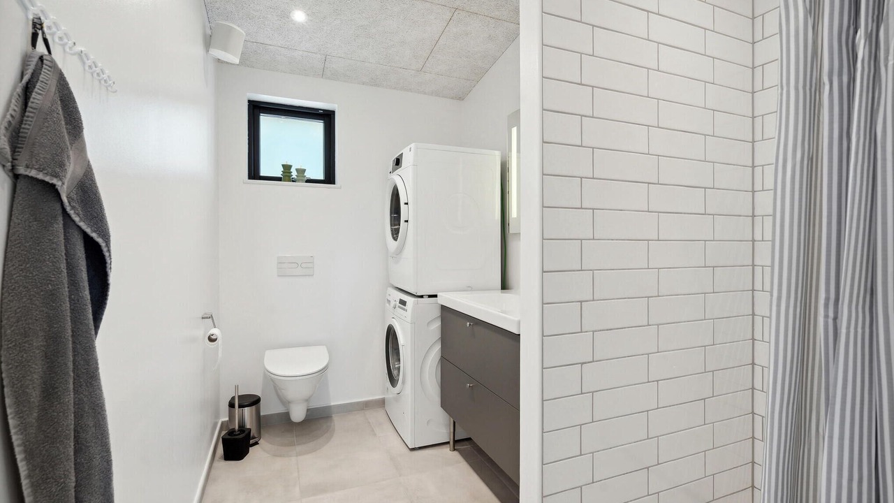 Photo of Bathroom in Skaven Strand
