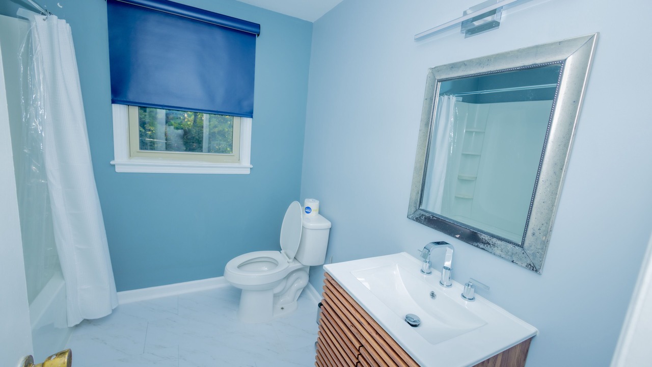 Photo of Bathroom in Green Valley