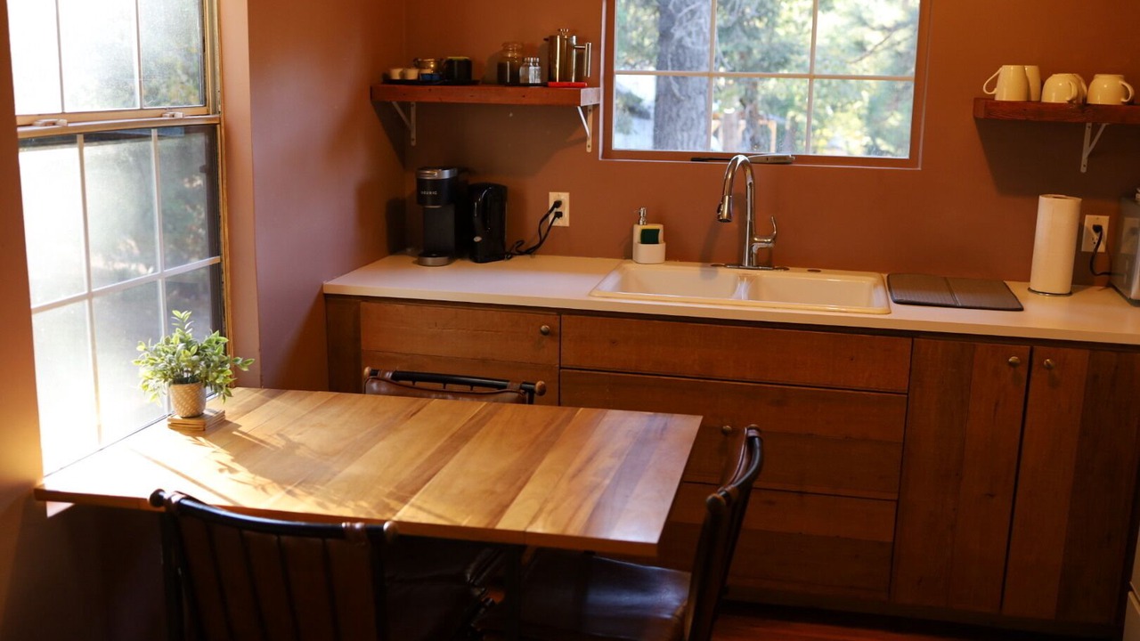 Photo of Kitchen in Twin Peaks