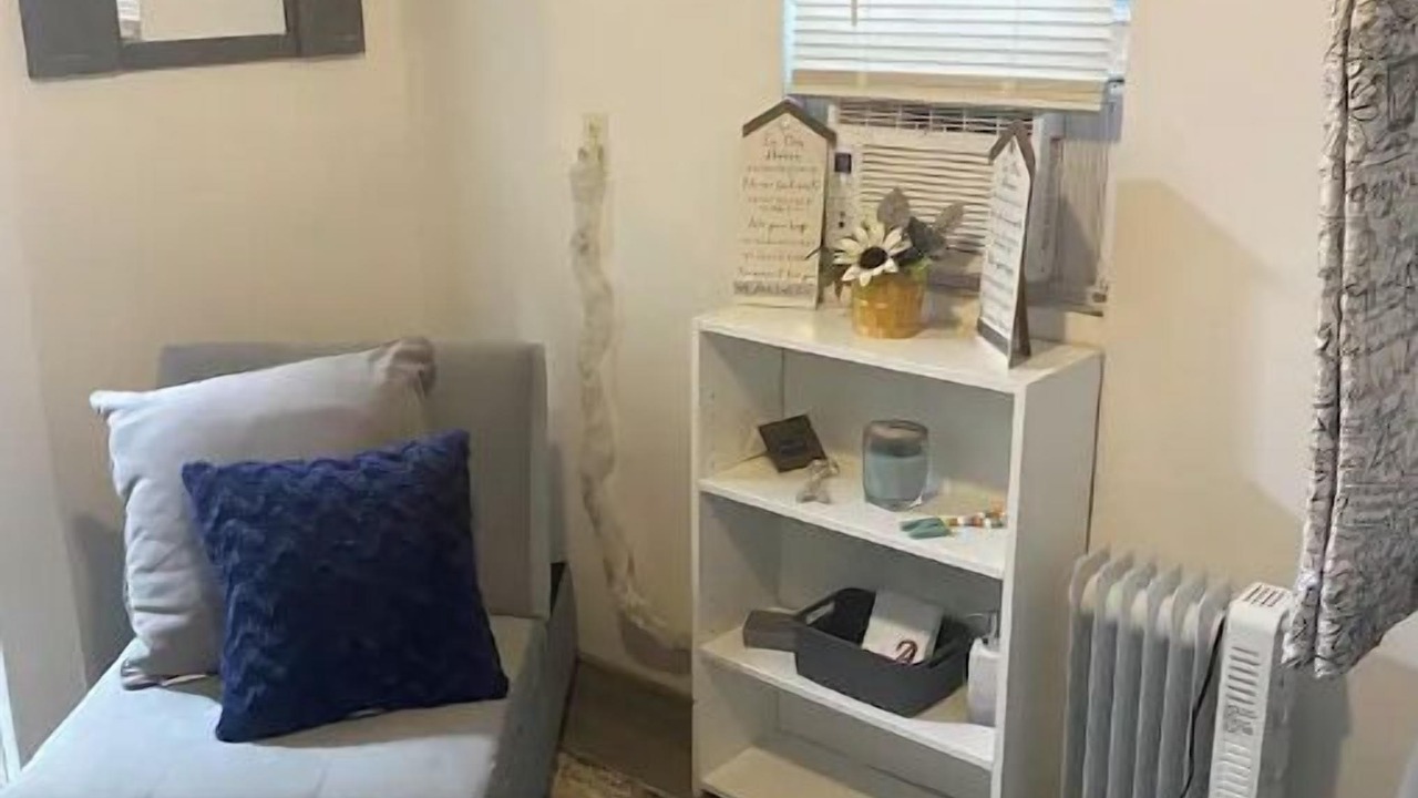 Photo of Livingroom in Overton