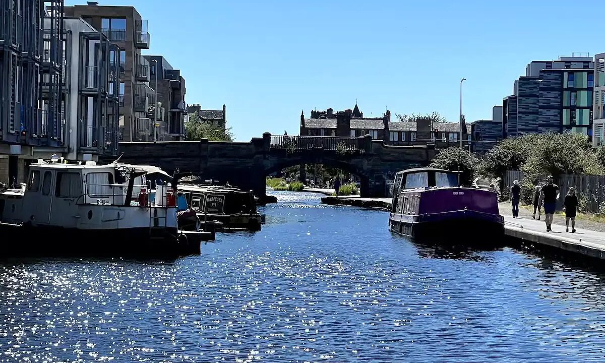 Photo of Others in Bruntsfield