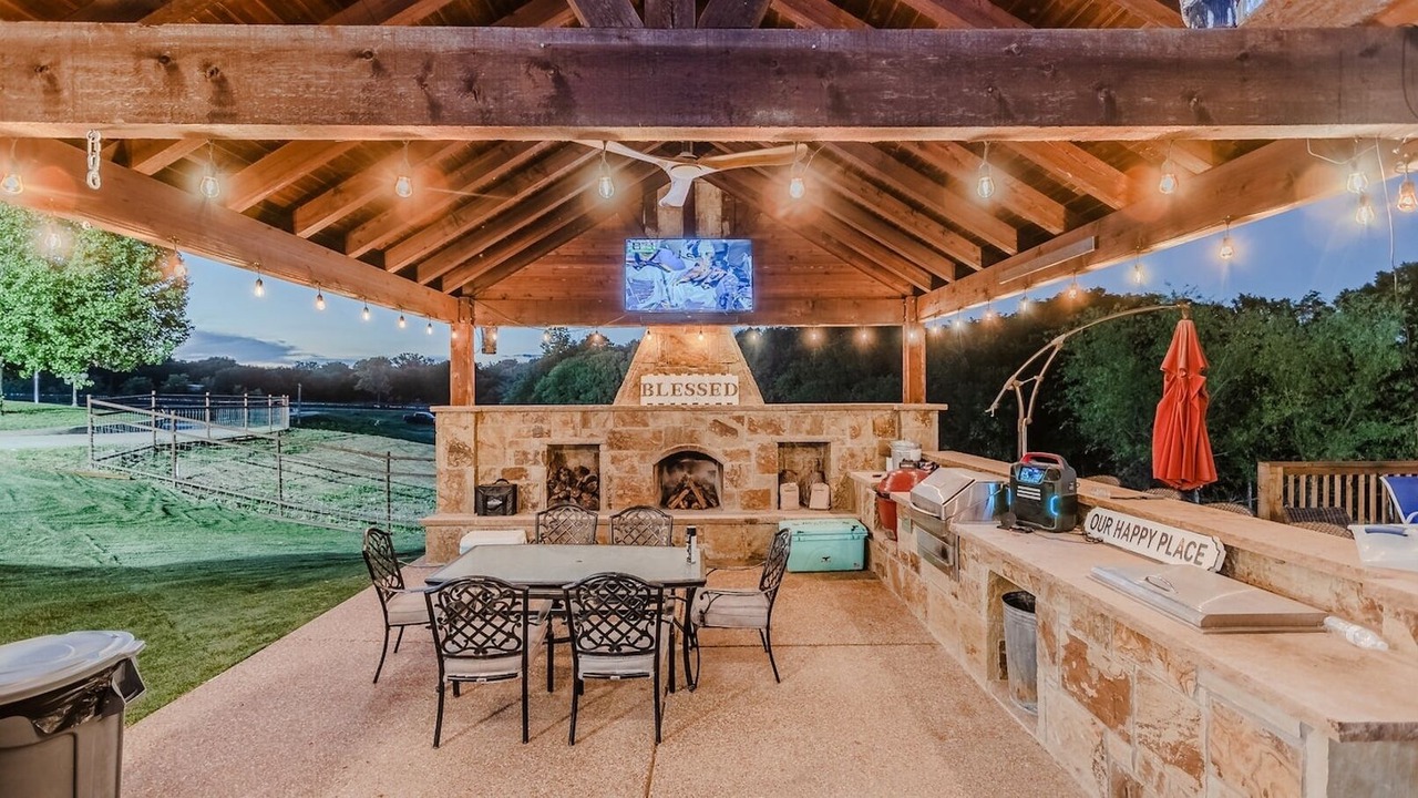 Photo of Livingroom in Irene