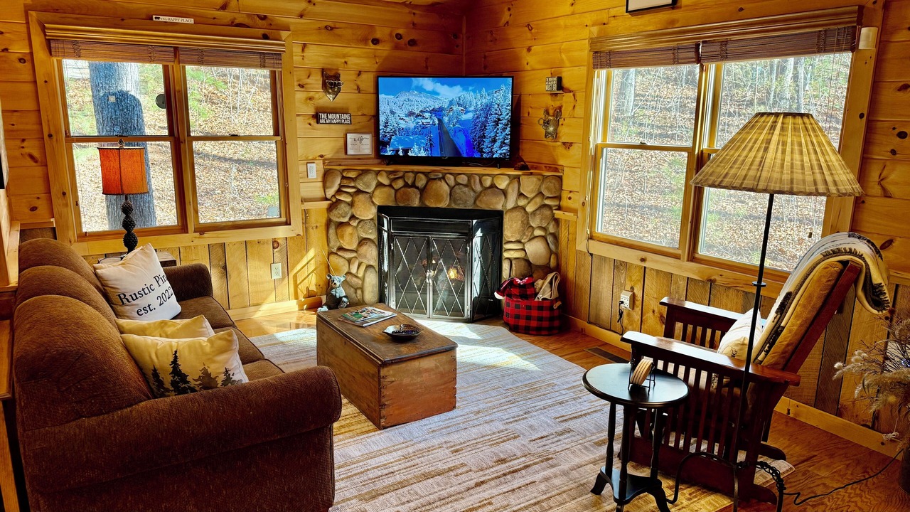 Photo of Livingroom in Morganton