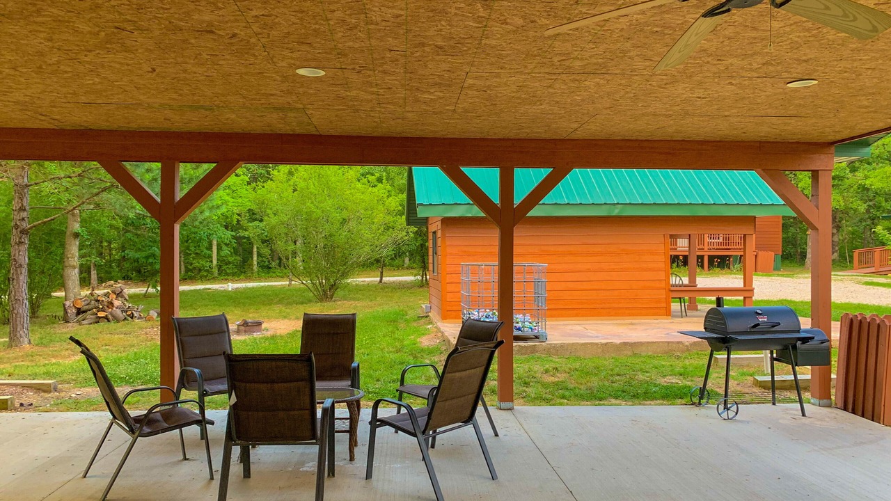 Photo of Outdoor in Leasburg