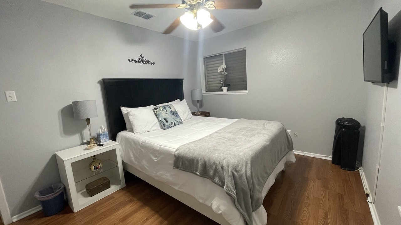 Photo of Others in South Side