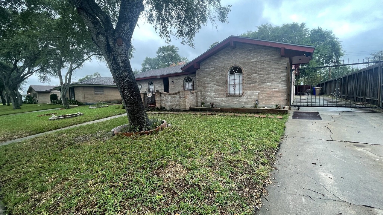 Photo of Others in South Side