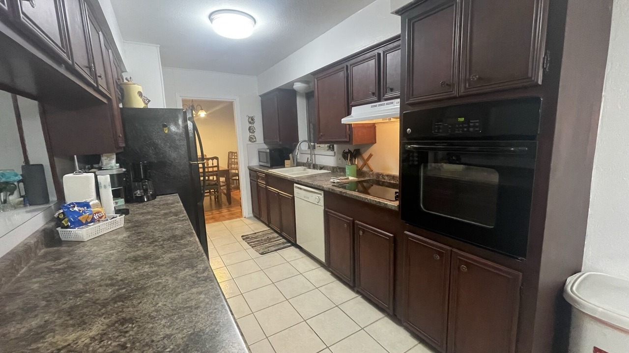 Photo of Others in South Side