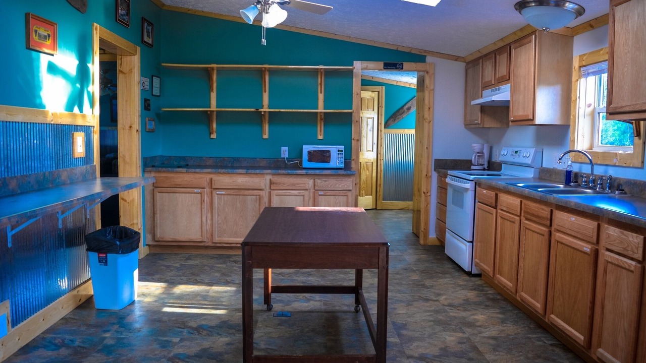 Photo of Others in Bourbon