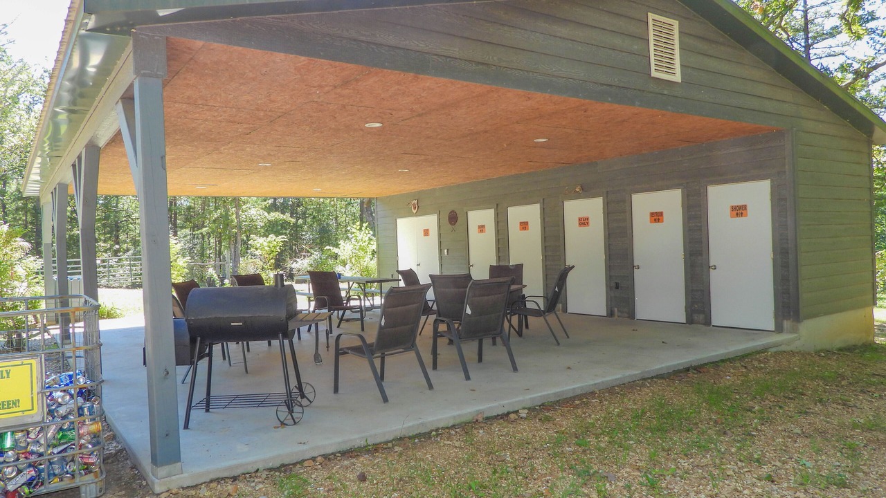 Photo of Outdoor in Bourbon