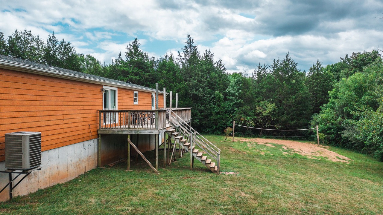 Photo of Others in Bourbon