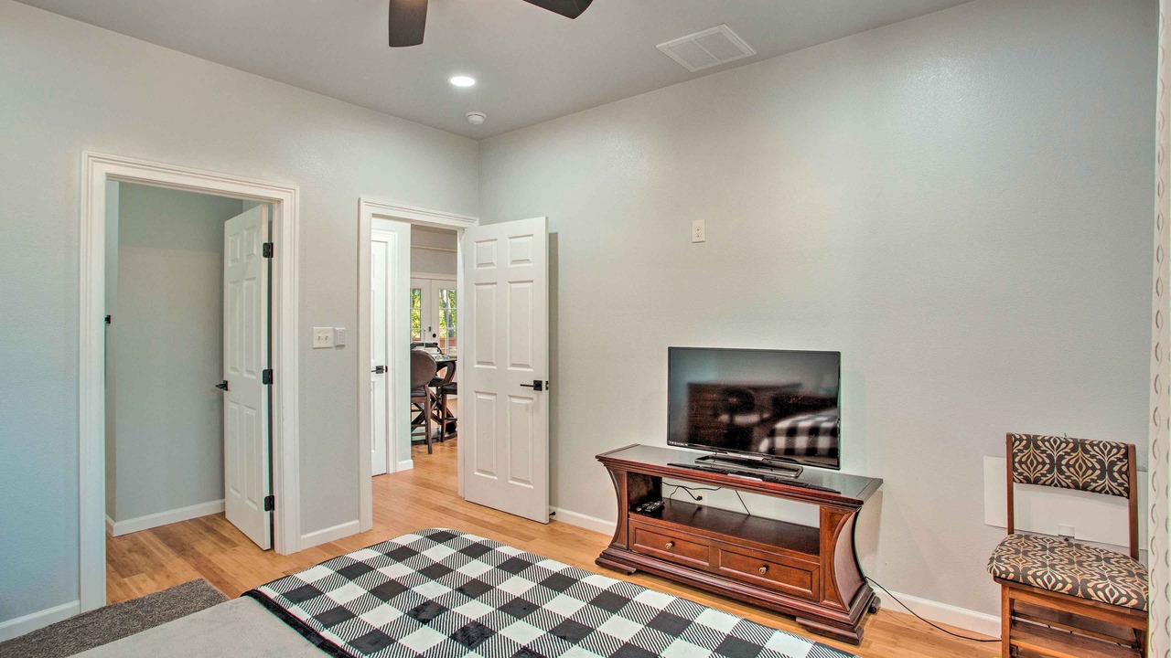 Photo of Bedroom in Denison