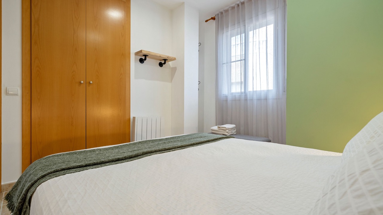 Photo of Bedroom in Camarles