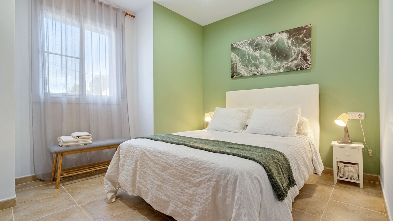 Photo of Bedroom in Camarles