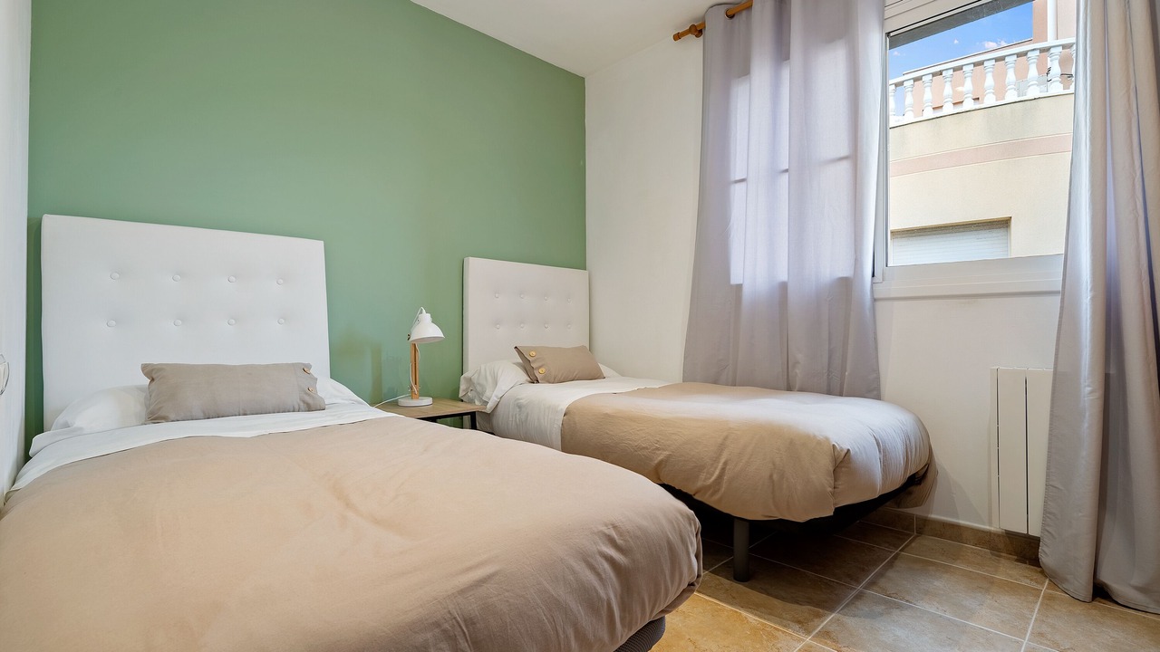Photo of Bedroom in Camarles