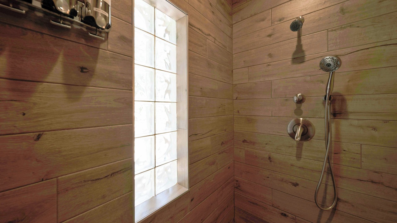 Photo of Bathroom in O'Brien