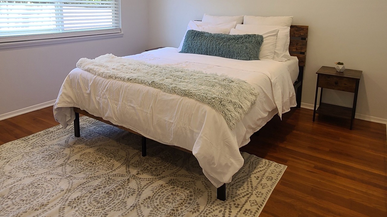 Photo of Bedroom in Canoga Park