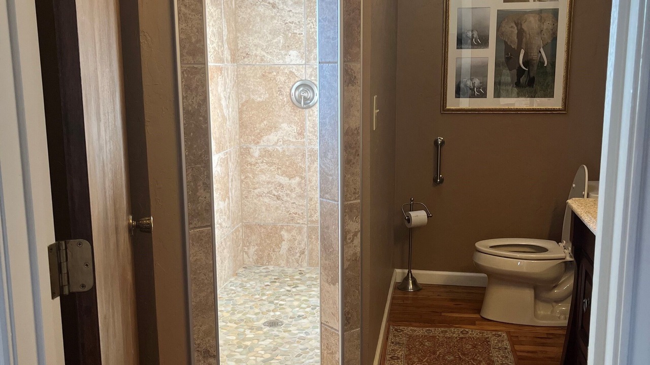 Photo of Bathroom in Lelia Lake