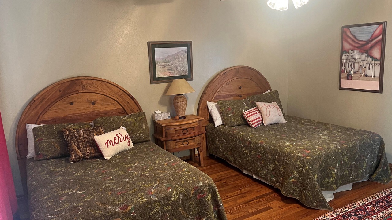 Photo of Bedroom in Lelia Lake