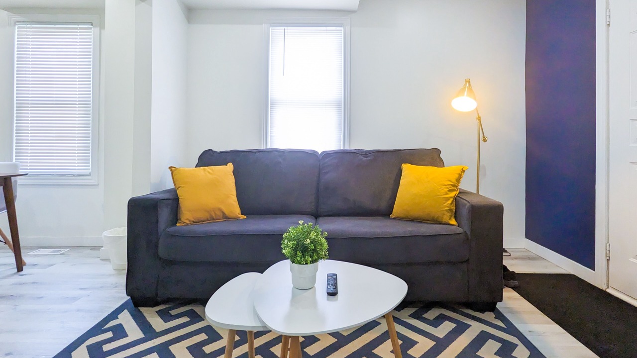 Photo of Livingroom in East Windsor