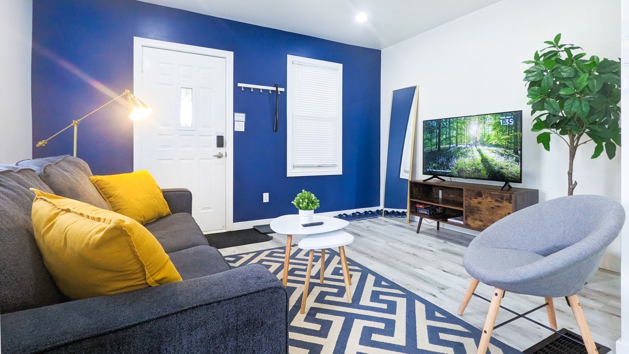 Photo of Livingroom in East Windsor