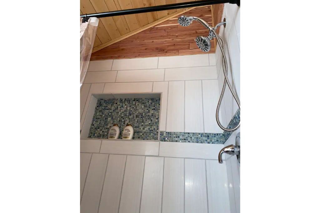 Photo of Bathroom in Seneca