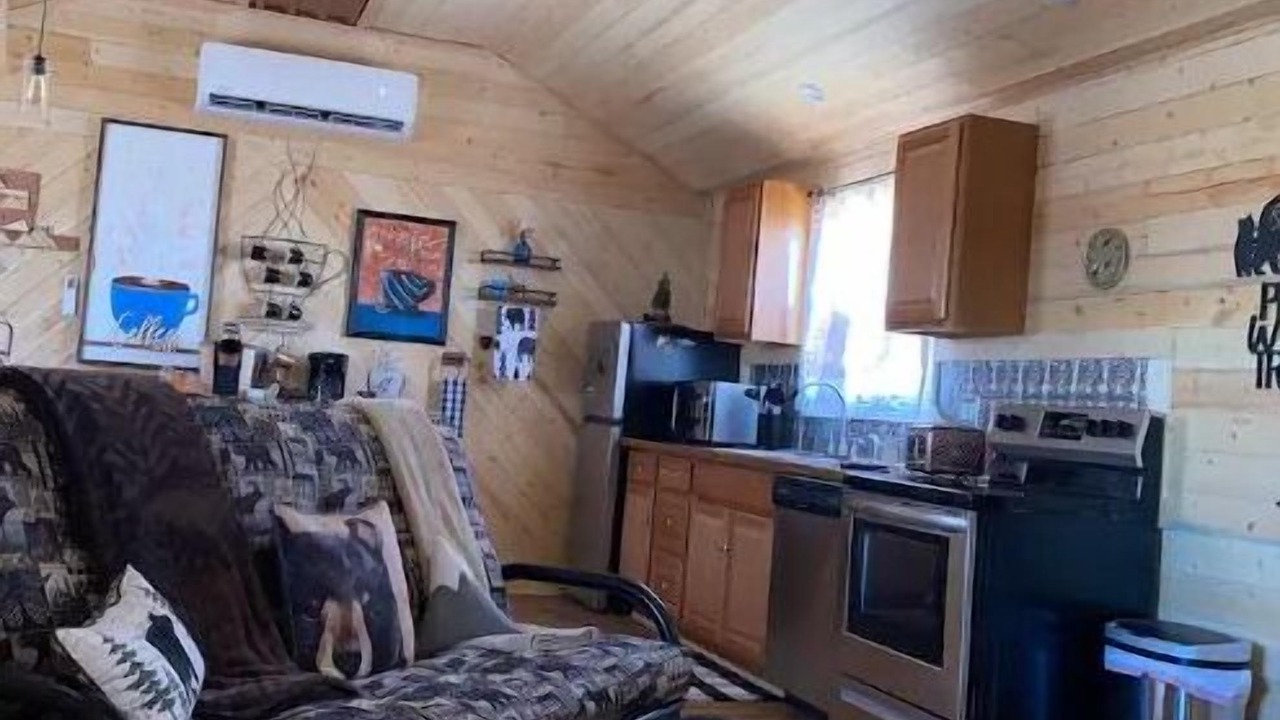 Photo of Livingroom in Seneca