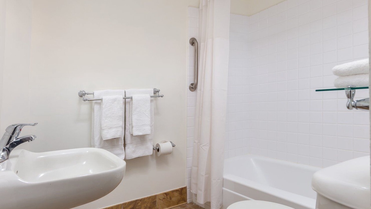 Photo of Bathroom in Chinatown