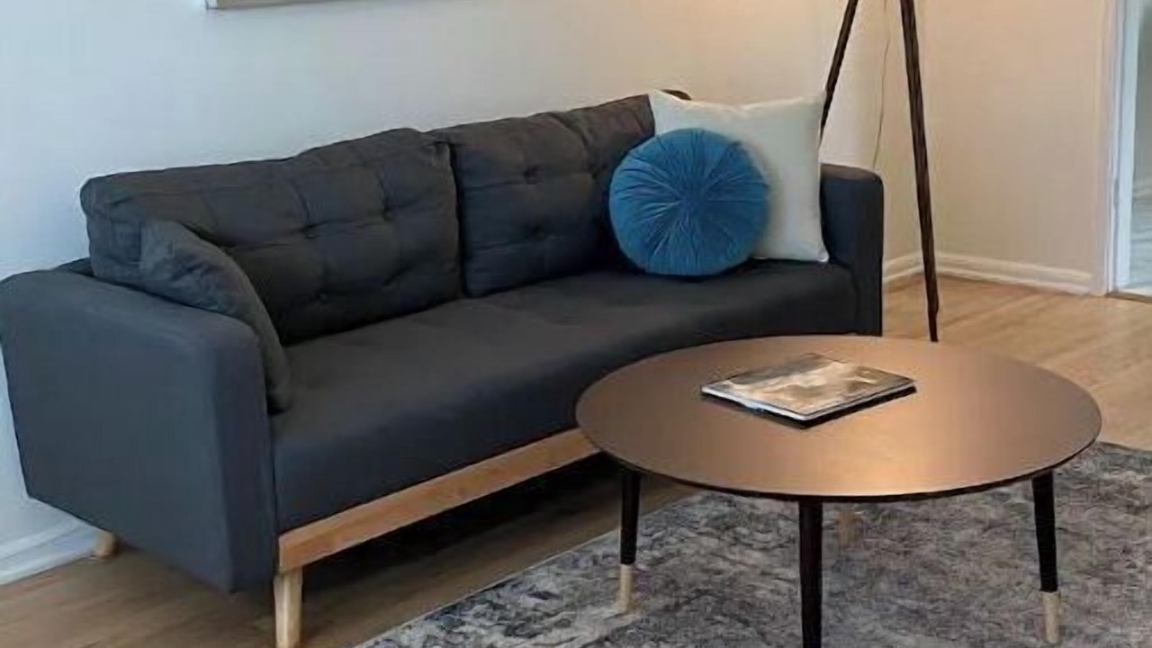 Photo of Livingroom in Sherman Oaks