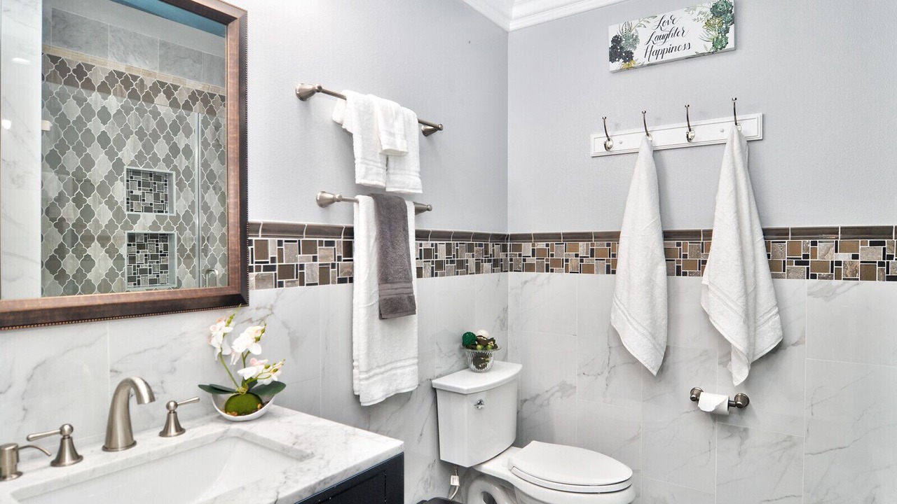 Photo of Bathroom in Midway City
