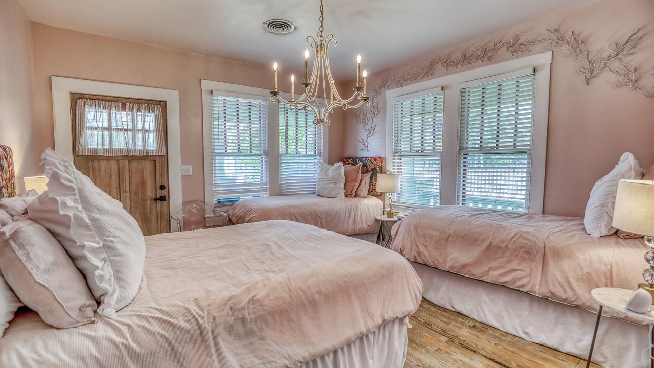 Photo of Bedroom in Brenham