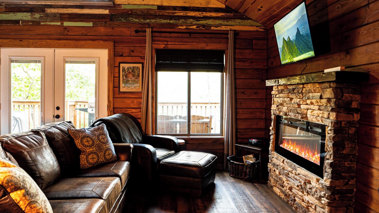 Photo of Livingroom in Mid America
