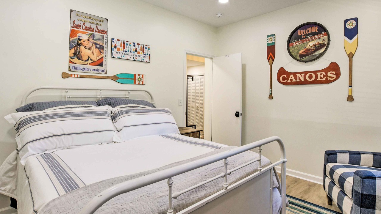 Photo of Bedroom in Salem