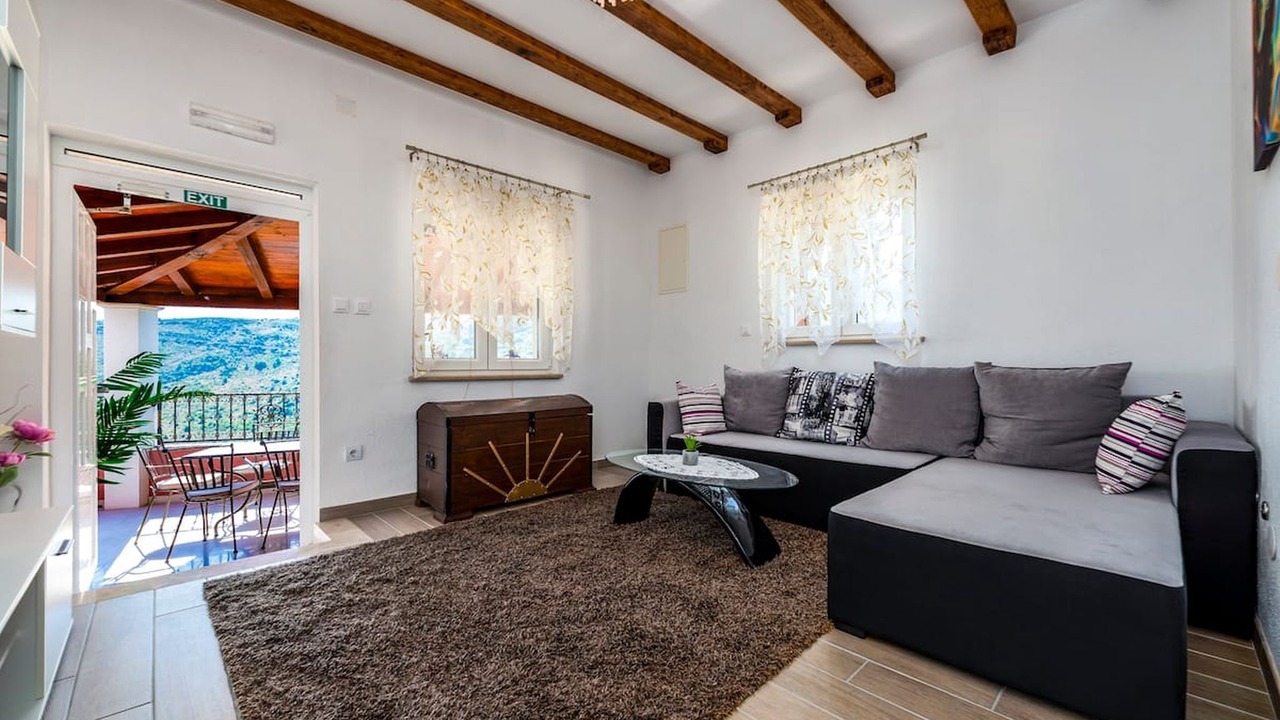 Photo of Livingroom in Podgora
